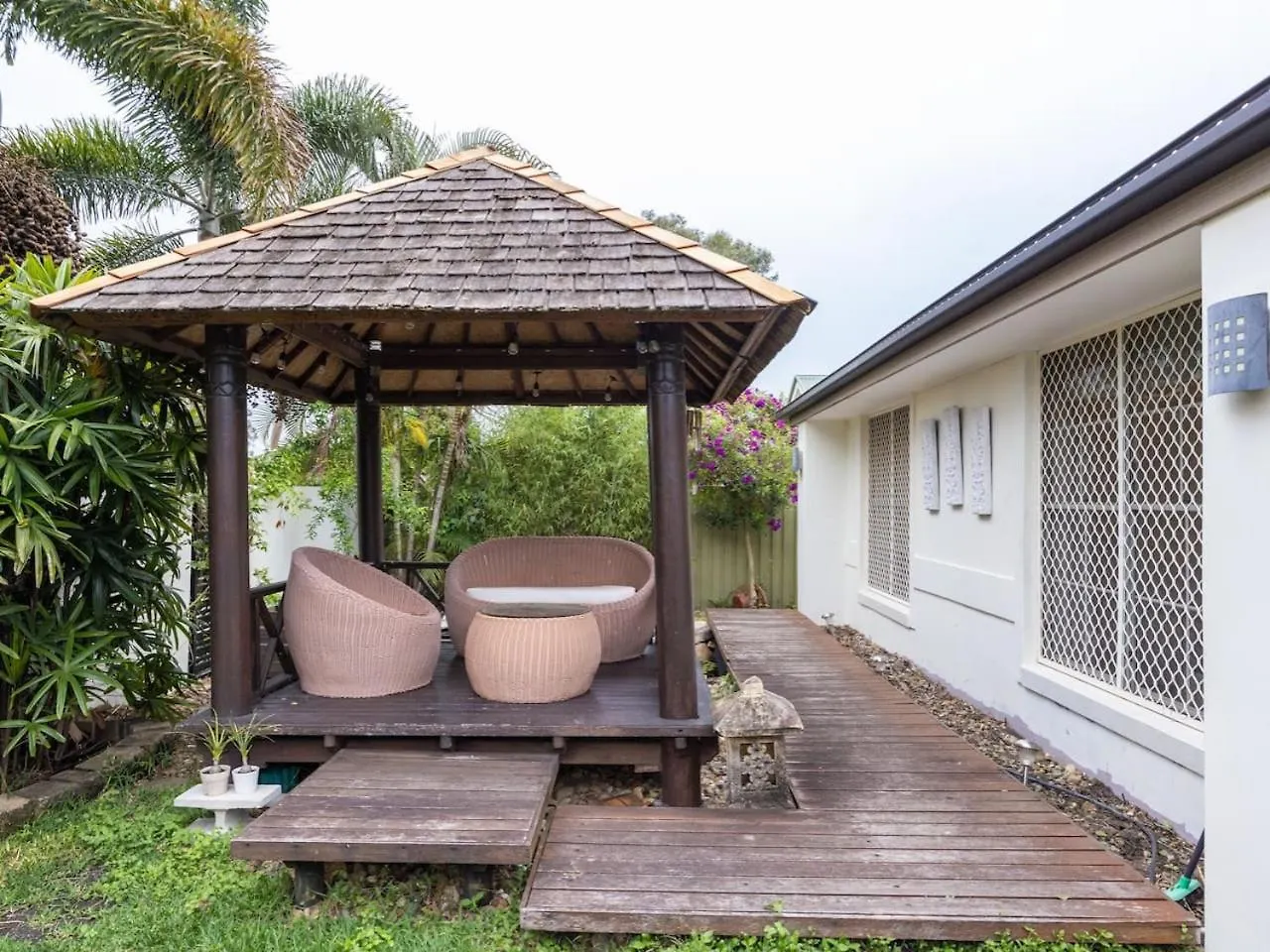 Mins To Shop N Lake 4 Beds Family Retreat With Pool Doolandella